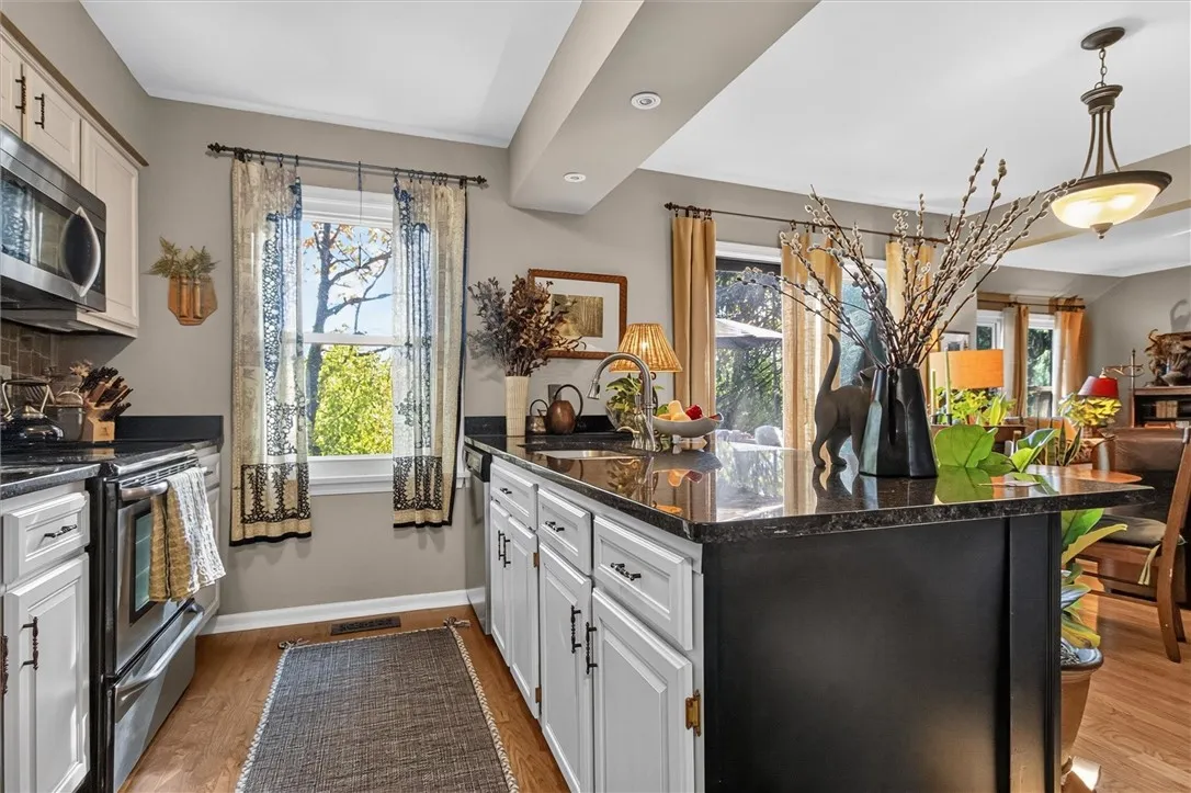 24 Andrews, South Bristol, New York 14424, South Bristol, New York 14424, 3 Bedroom Bedrooms, 6 Room Rooms,2 BathroomBathrooms,Residential,For Sale,24 Andrews, South Bristol, New York 14424,0,R1724454