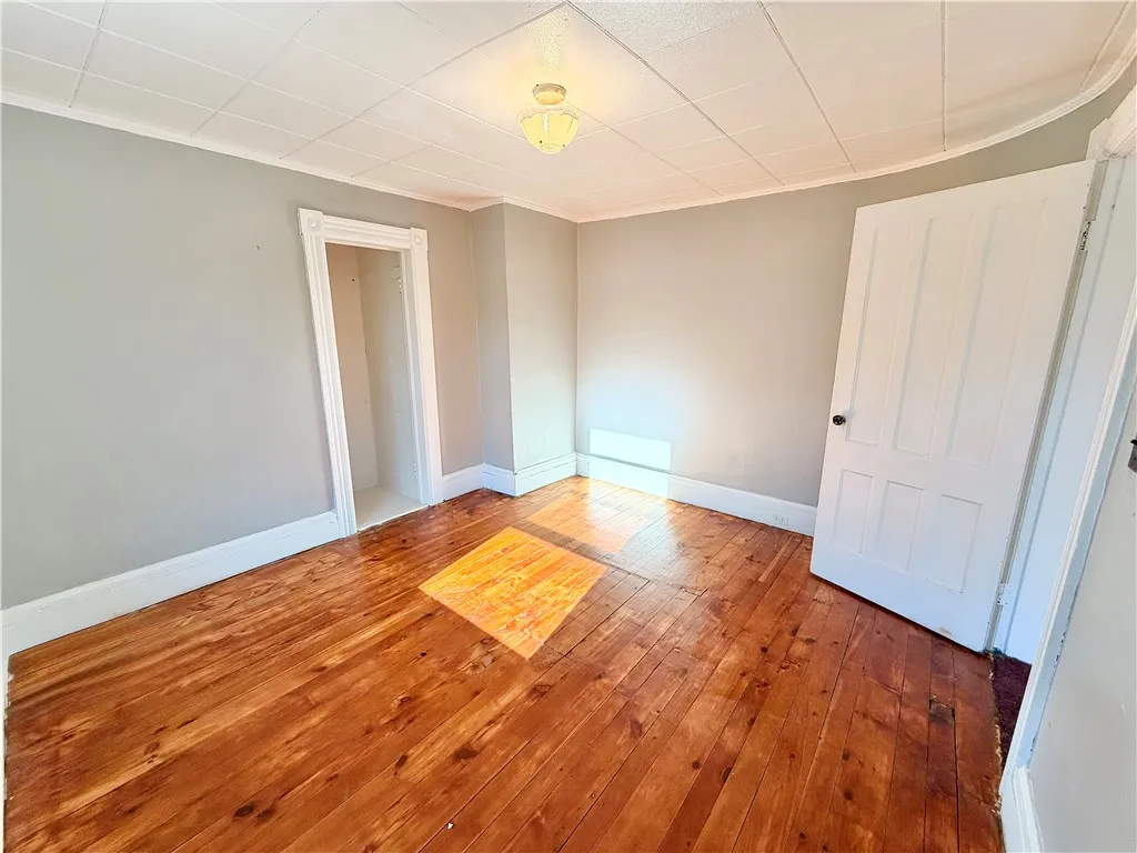 3226 State St, Caledonia, New York 14423, Caledonia, New York 14423, 4 Bedroom Bedrooms, 10 Room Rooms,1 BathroomBathrooms,Residential,For Sale,3226 State St, Caledonia, New York 14423,0,R1725290