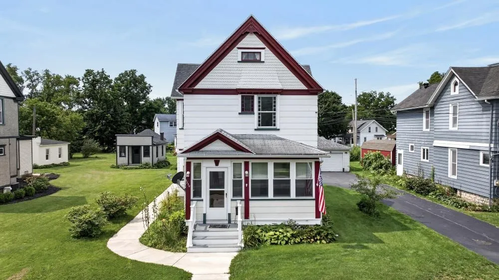 3226 State St, Caledonia, New York 14423, Caledonia, New York 14423, 4 Bedroom Bedrooms, 10 Room Rooms,1 BathroomBathrooms,Residential,For Sale,3226 State St, Caledonia, New York 14423,0,R1725290