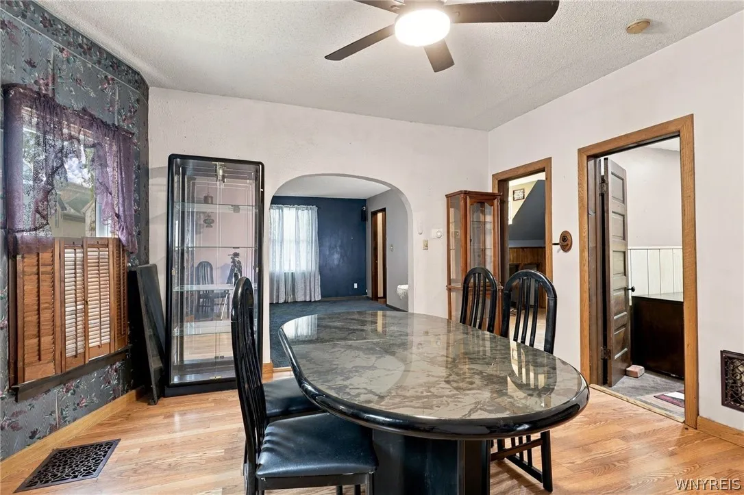 60 Benson Avenue, West Seneca, New York 14224, West Seneca, New York 14224, 4 Bedroom Bedrooms, 10 Room Rooms,1 BathroomBathrooms,Residential,For Sale,60 Benson Avenue, West Seneca, New York 14224,0,B1725167