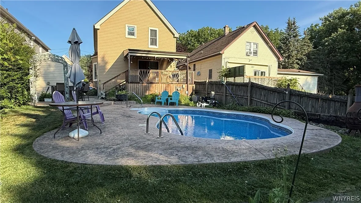 60 Benson Avenue, West Seneca, New York 14224, West Seneca, New York 14224, 4 Bedroom Bedrooms, 10 Room Rooms,1 BathroomBathrooms,Residential,For Sale,60 Benson Avenue, West Seneca, New York 14224,0,B1725167