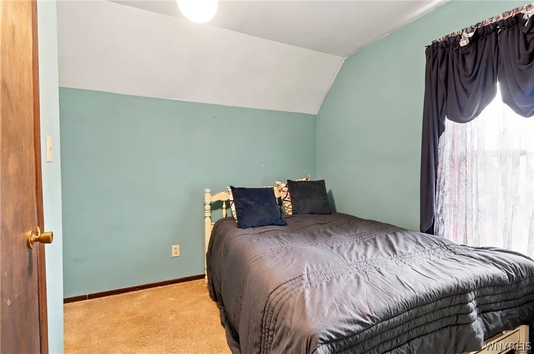 60 Benson Avenue, West Seneca, New York 14224, West Seneca, New York 14224, 4 Bedroom Bedrooms, 10 Room Rooms,1 BathroomBathrooms,Residential,For Sale,60 Benson Avenue, West Seneca, New York 14224,0,B1725167