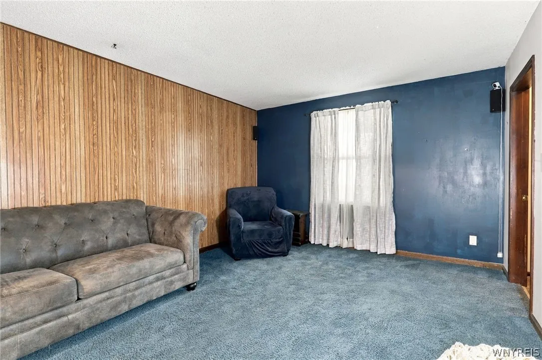 60 Benson Avenue, West Seneca, New York 14224, West Seneca, New York 14224, 4 Bedroom Bedrooms, 10 Room Rooms,1 BathroomBathrooms,Residential,For Sale,60 Benson Avenue, West Seneca, New York 14224,0,B1725167