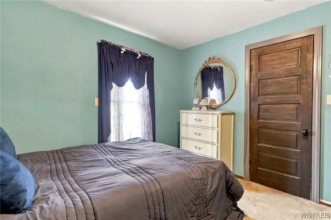 60 Benson Avenue, West Seneca, New York 14224, West Seneca, New York 14224, 4 Bedroom Bedrooms, 10 Room Rooms,1 BathroomBathrooms,Residential,For Sale,60 Benson Avenue, West Seneca, New York 14224,0,B1725167