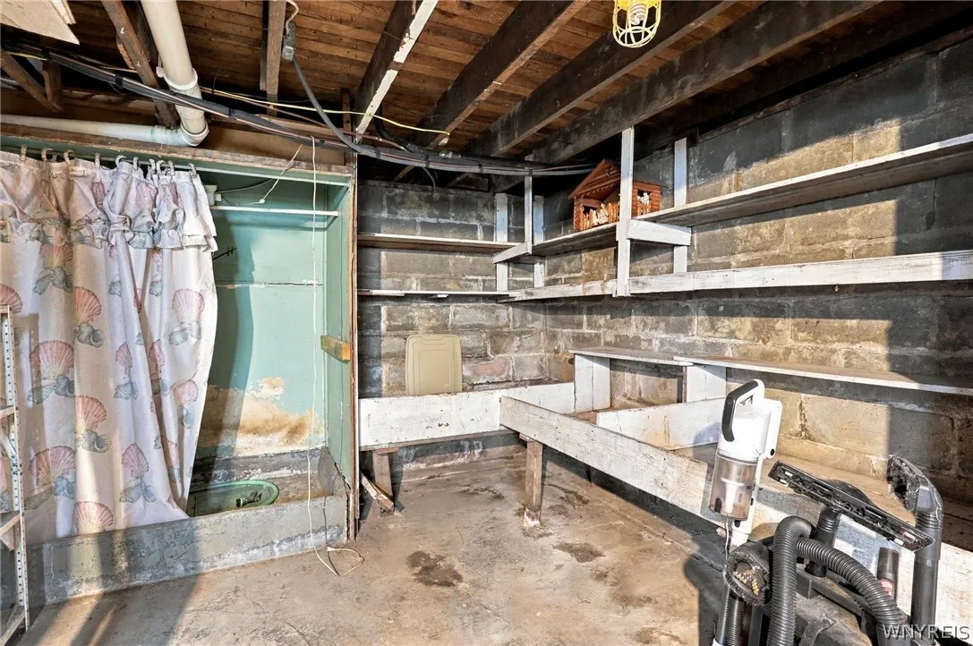 60 Benson Avenue, West Seneca, New York 14224, West Seneca, New York 14224, 4 Bedroom Bedrooms, 10 Room Rooms,1 BathroomBathrooms,Residential,For Sale,60 Benson Avenue, West Seneca, New York 14224,0,B1725167