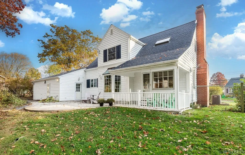 758 Pasadena Avenue, Niagara Falls, New York 14304, Niagara Falls, New York 14304, 3 Bedroom Bedrooms, 9 Room Rooms,1 BathroomBathrooms,Residential,For Sale,758 Pasadena Avenue, Niagara Falls, New York 14304,0,B1724992