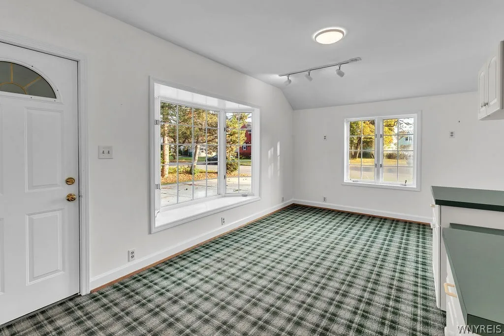 758 Pasadena Avenue, Niagara Falls, New York 14304, Niagara Falls, New York 14304, 3 Bedroom Bedrooms, 9 Room Rooms,1 BathroomBathrooms,Residential,For Sale,758 Pasadena Avenue, Niagara Falls, New York 14304,0,B1724992