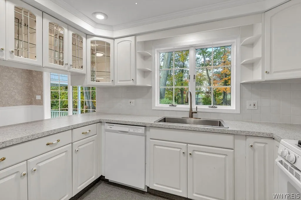 758 Pasadena Avenue, Niagara Falls, New York 14304, Niagara Falls, New York 14304, 3 Bedroom Bedrooms, 9 Room Rooms,1 BathroomBathrooms,Residential,For Sale,758 Pasadena Avenue, Niagara Falls, New York 14304,0,B1724992
