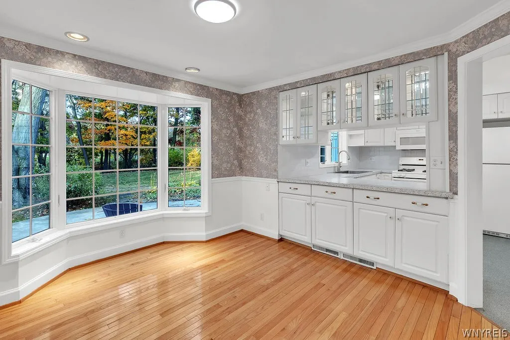 758 Pasadena Avenue, Niagara Falls, New York 14304, Niagara Falls, New York 14304, 3 Bedroom Bedrooms, 9 Room Rooms,1 BathroomBathrooms,Residential,For Sale,758 Pasadena Avenue, Niagara Falls, New York 14304,0,B1724992