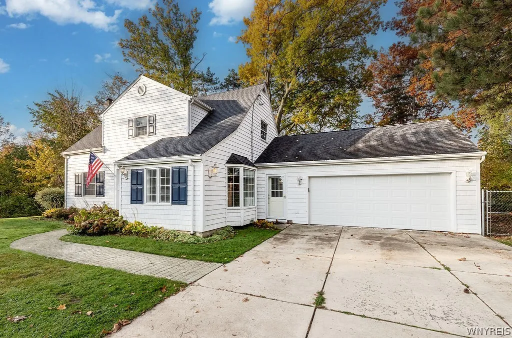 758 Pasadena Avenue, Niagara Falls, New York 14304, Niagara Falls, New York 14304, 3 Bedroom Bedrooms, 9 Room Rooms,1 BathroomBathrooms,Residential,For Sale,758 Pasadena Avenue, Niagara Falls, New York 14304,0,B1724992