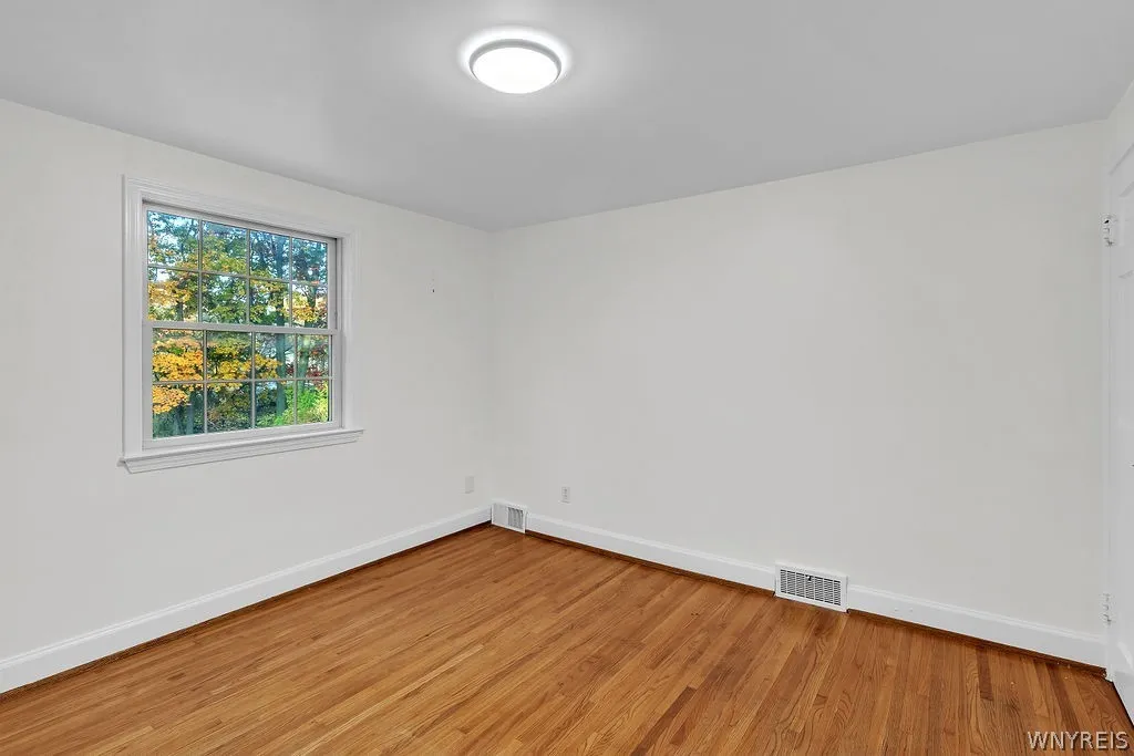758 Pasadena Avenue, Niagara Falls, New York 14304, Niagara Falls, New York 14304, 3 Bedroom Bedrooms, 9 Room Rooms,1 BathroomBathrooms,Residential,For Sale,758 Pasadena Avenue, Niagara Falls, New York 14304,0,B1724992