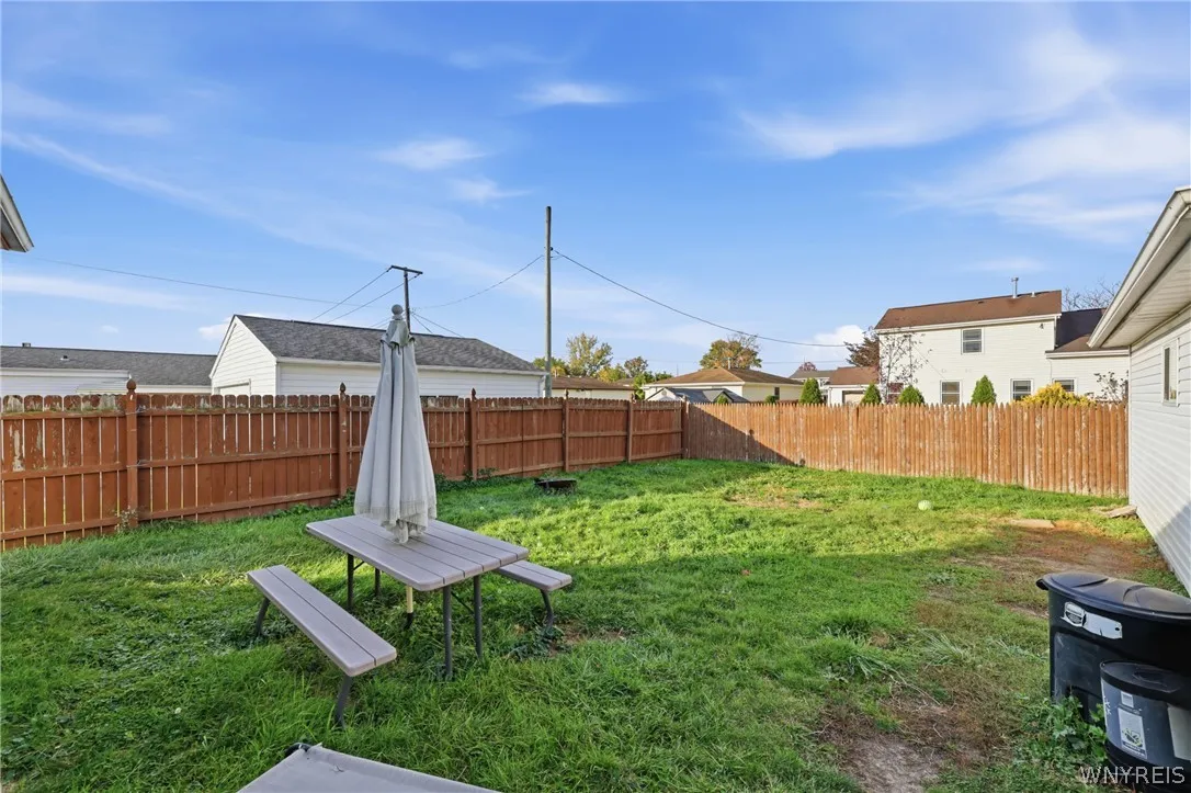 190 Dean Road, Cheektowaga, New York 14043, Cheektowaga, New York 14043, 3 Bedroom Bedrooms, 5 Room Rooms,1 BathroomBathrooms,Residential,For Sale,190 Dean Road, Cheektowaga, New York 14043,0,B1722620
