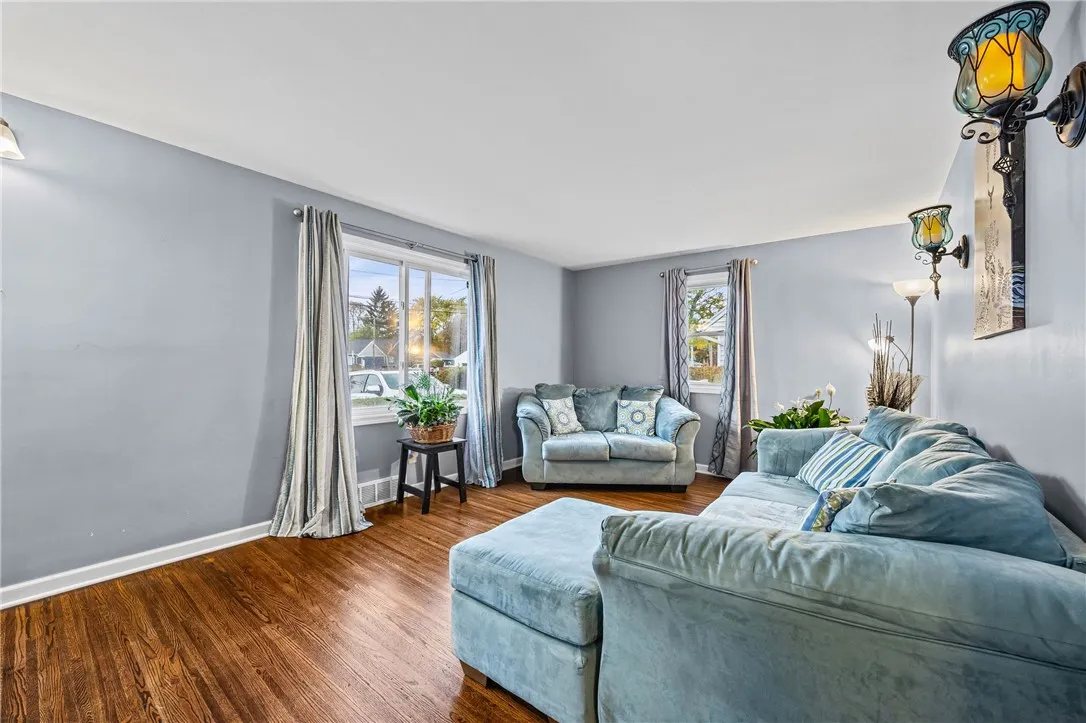 444 Waring Road, Rochester, New York 14609, Rochester, New York 14609, 3 Bedroom Bedrooms, 6 Room Rooms,1 BathroomBathrooms,Residential,For Sale,444 Waring Road, Rochester, New York 14609,0,R1725410