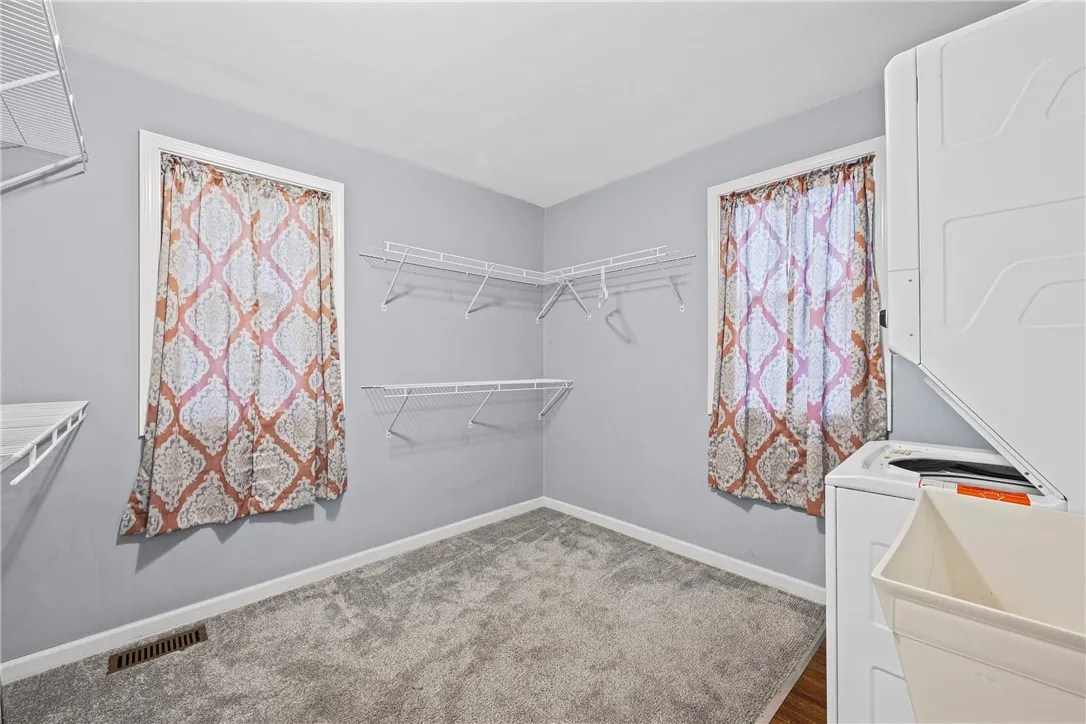 444 Waring Road, Rochester, New York 14609, Rochester, New York 14609, 3 Bedroom Bedrooms, 6 Room Rooms,1 BathroomBathrooms,Residential,For Sale,444 Waring Road, Rochester, New York 14609,0,R1725410
