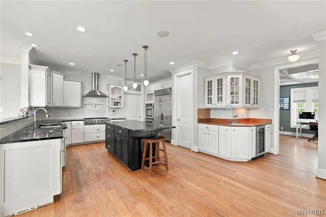 294 North Rockingham, Amherst, New York 14228, Amherst, New York 14228, 4 Bedroom Bedrooms, 11 Room Rooms,3 BathroomBathrooms,Residential,For Sale,294 North Rockingham, Amherst, New York 14228,0,B1724671