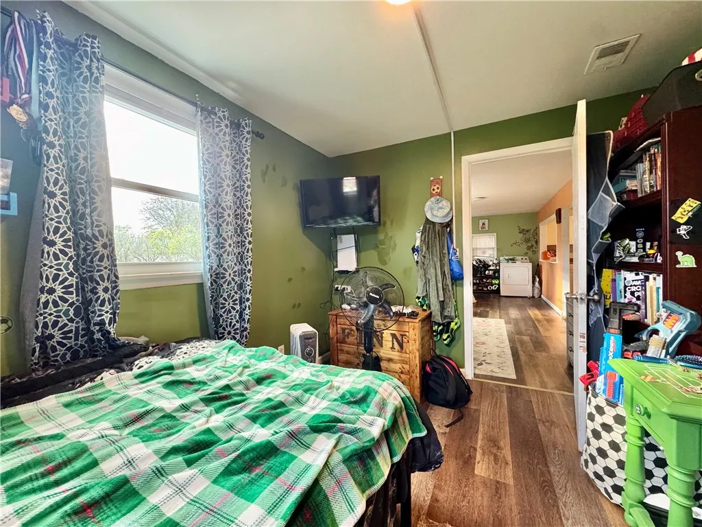 140 Catalpa Drive, Horseheads, New York 14845, Horseheads, New York 14845, 3 Bedroom Bedrooms, 7 Room Rooms,1 BathroomBathrooms,Residential,For Sale,140 Catalpa Drive, Horseheads, New York 14845,0,R1725159