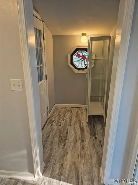 316 Hyland Avenue, Cheektowaga, New York 14043, Cheektowaga, New York 14043, 2 Bedroom Bedrooms, 5 Room Rooms,1 BathroomBathrooms,Residential Lease,For Rent,316 Hyland Avenue, Cheektowaga, New York 14043,0,B1725412