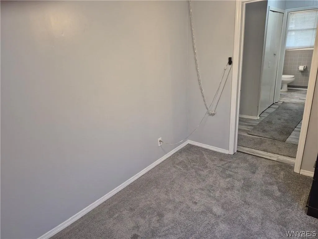 316 Hyland Avenue, Cheektowaga, New York 14043, Cheektowaga, New York 14043, 2 Bedroom Bedrooms, 5 Room Rooms,1 BathroomBathrooms,Residential Lease,For Rent,316 Hyland Avenue, Cheektowaga, New York 14043,0,B1725412