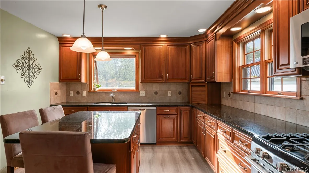 25 Sunset Road, Cheektowaga, New York 14227, Cheektowaga, New York 14227, 3 Bedroom Bedrooms, 7 Room Rooms,1 BathroomBathrooms,Residential,For Sale,25 Sunset Road, Cheektowaga, New York 14227,0,B1725215