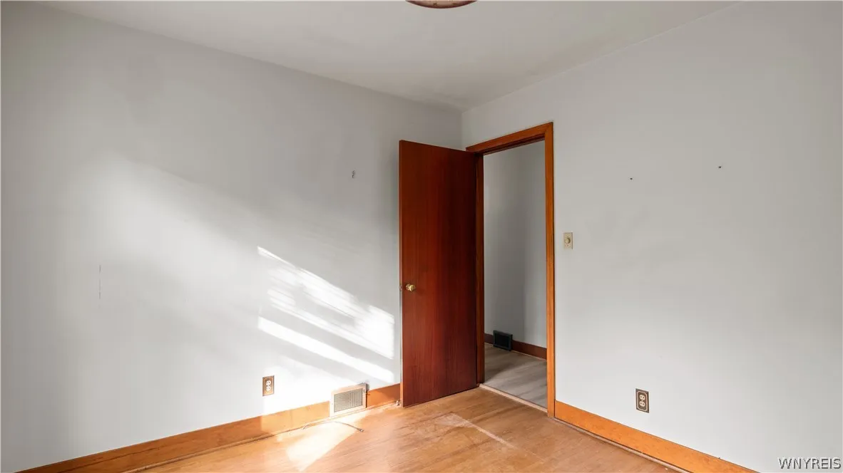 25 Sunset Road, Cheektowaga, New York 14227, Cheektowaga, New York 14227, 3 Bedroom Bedrooms, 7 Room Rooms,1 BathroomBathrooms,Residential,For Sale,25 Sunset Road, Cheektowaga, New York 14227,0,B1725215