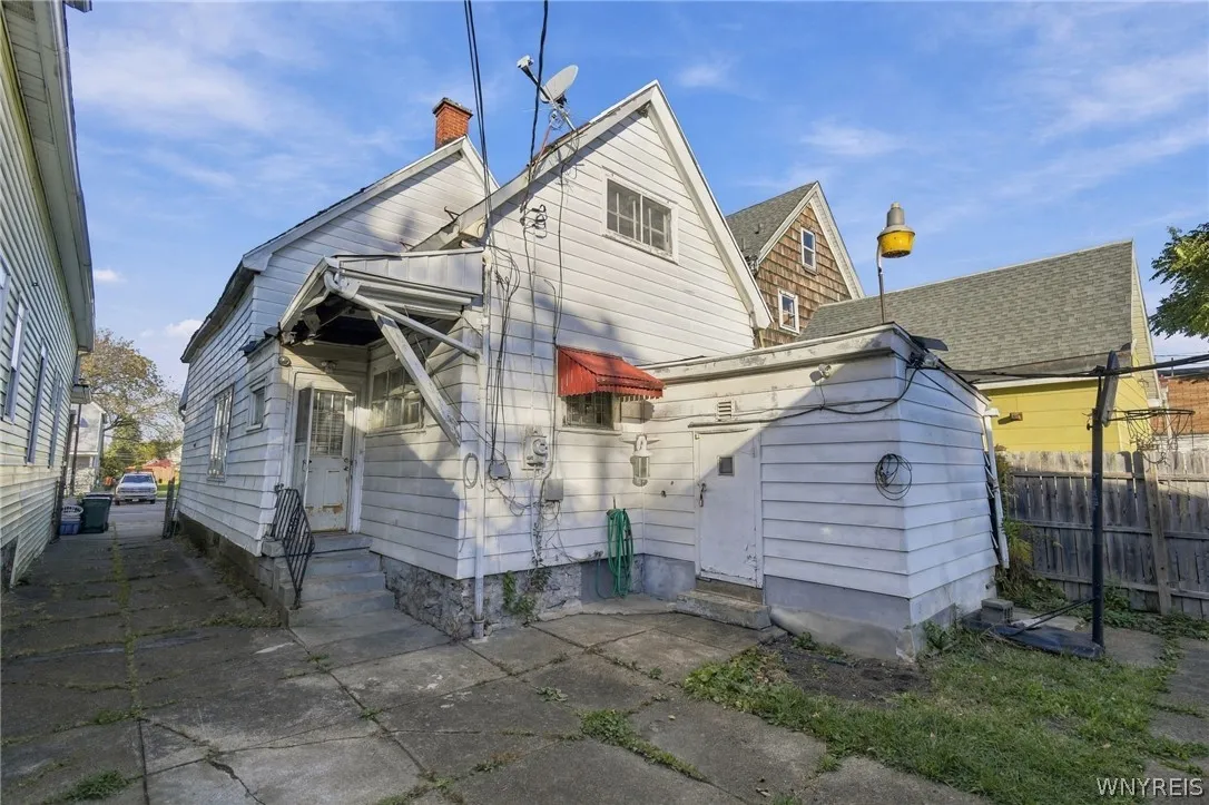 487 Fillmore Avenue, Buffalo, New York 14206, Buffalo, New York 14206, 2 Bedroom Bedrooms, 9 Room Rooms,1 BathroomBathrooms,Residential,For Sale,487 Fillmore Avenue, Buffalo, New York 14206,0,B1725405