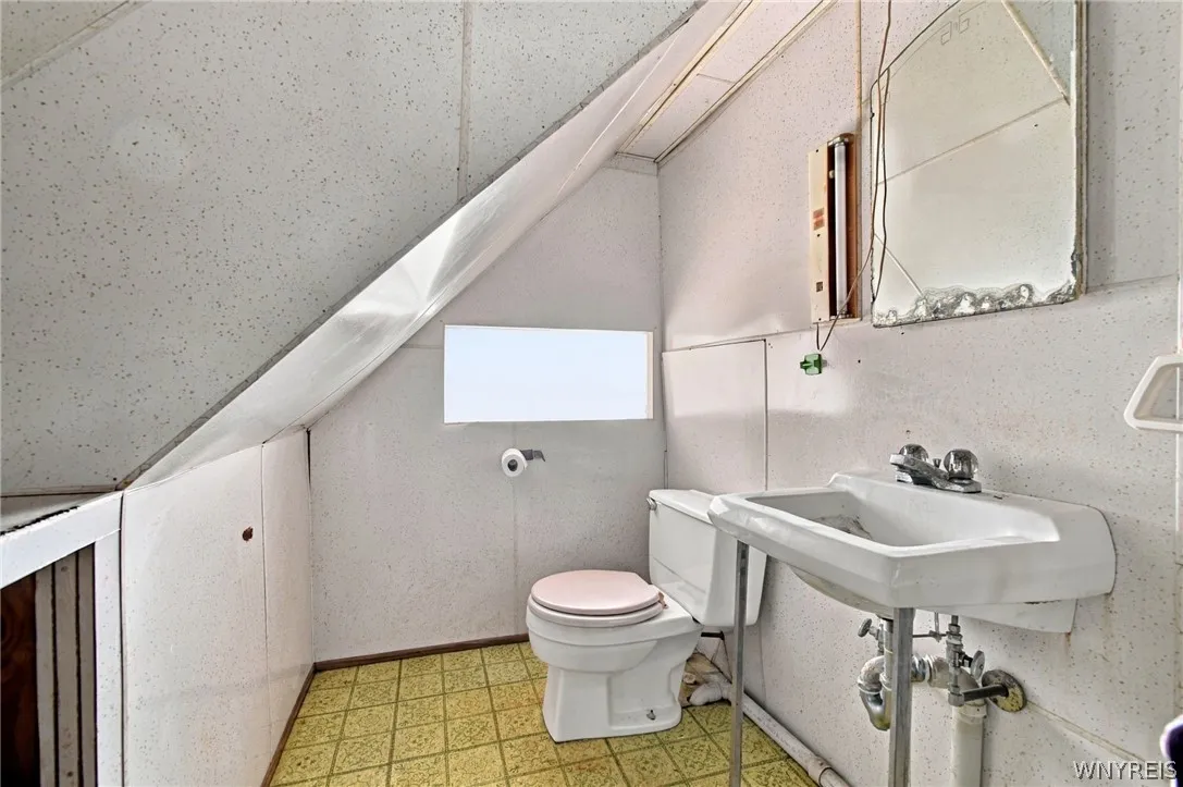 487 Fillmore Avenue, Buffalo, New York 14206, Buffalo, New York 14206, 2 Bedroom Bedrooms, 9 Room Rooms,1 BathroomBathrooms,Residential,For Sale,487 Fillmore Avenue, Buffalo, New York 14206,0,B1725405
