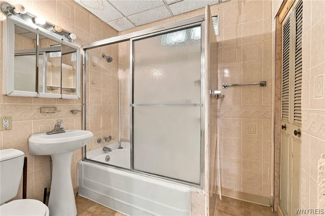 487 Fillmore Avenue, Buffalo, New York 14206, Buffalo, New York 14206, 2 Bedroom Bedrooms, 9 Room Rooms,1 BathroomBathrooms,Residential,For Sale,487 Fillmore Avenue, Buffalo, New York 14206,0,B1725405