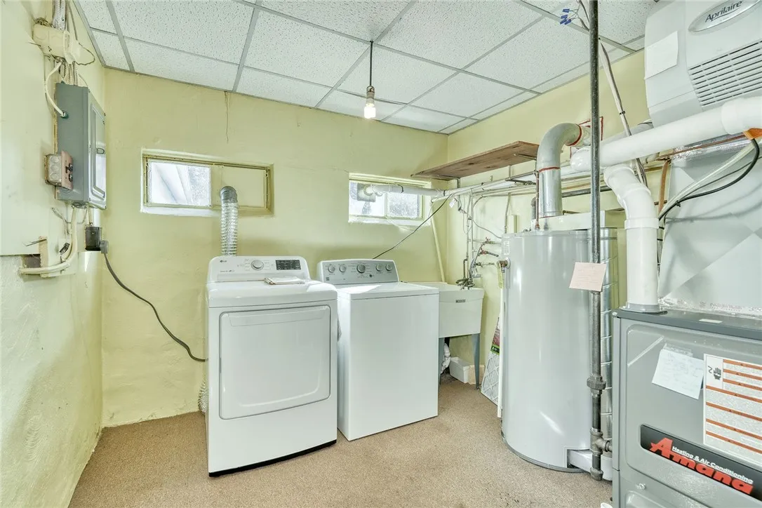 28 Audley Way, Brighton, New York 14610, Brighton, New York 14610, 2 Bedroom Bedrooms, 5 Room Rooms,1 BathroomBathrooms,Residential,For Sale,28 Audley Way, Brighton, New York 14610,0,R1725252