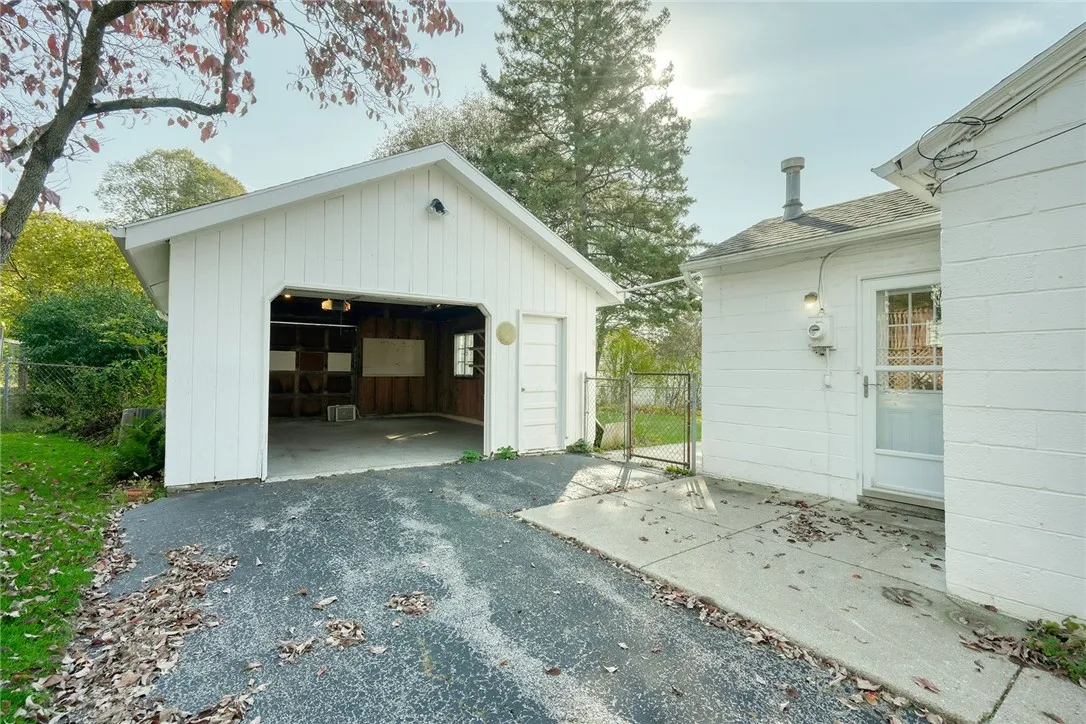 28 Audley Way, Brighton, New York 14610, Brighton, New York 14610, 2 Bedroom Bedrooms, 5 Room Rooms,1 BathroomBathrooms,Residential,For Sale,28 Audley Way, Brighton, New York 14610,0,R1725252