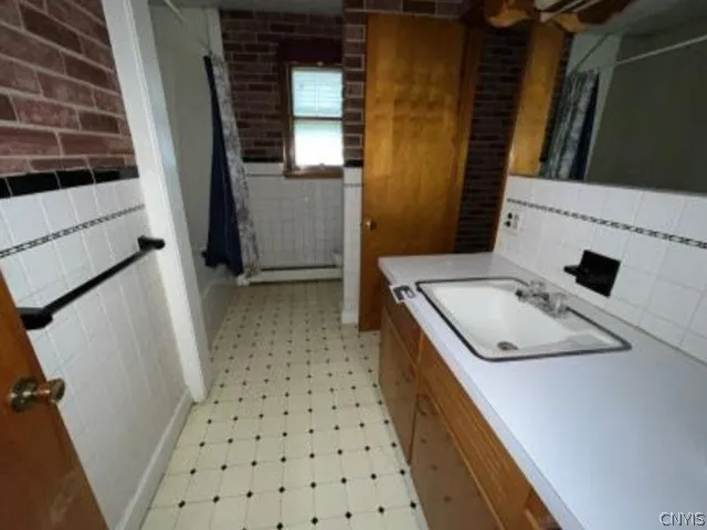 21 Woodward Drive, Pomfret, New York 14063, Pomfret, New York 14063, 4 Bedroom Bedrooms, 11 Room Rooms,1 BathroomBathrooms,Residential,For Sale,21 Woodward Drive, Pomfret, New York 14063,0,S1725466