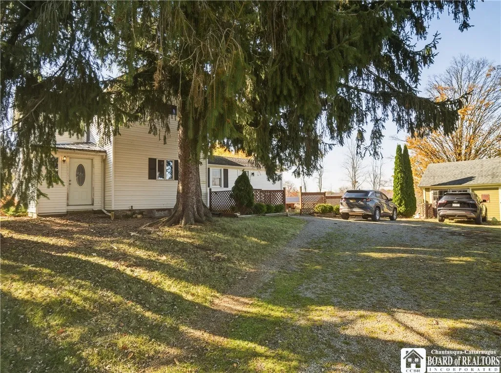 9199 Route 353, Dayton, New York 14070, Dayton, New York 14070, 3 Bedroom Bedrooms, 10 Room Rooms,1 BathroomBathrooms,Residential,For Sale,9199 Route 353, Dayton, New York 14070,0,R1725398