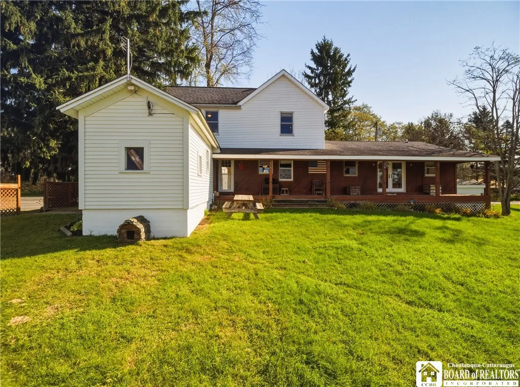 9199 Route 353, Dayton, New York 14070, Dayton, New York 14070, 3 Bedroom Bedrooms, 10 Room Rooms,1 BathroomBathrooms,Residential,For Sale,9199 Route 353, Dayton, New York 14070,0,R1725398