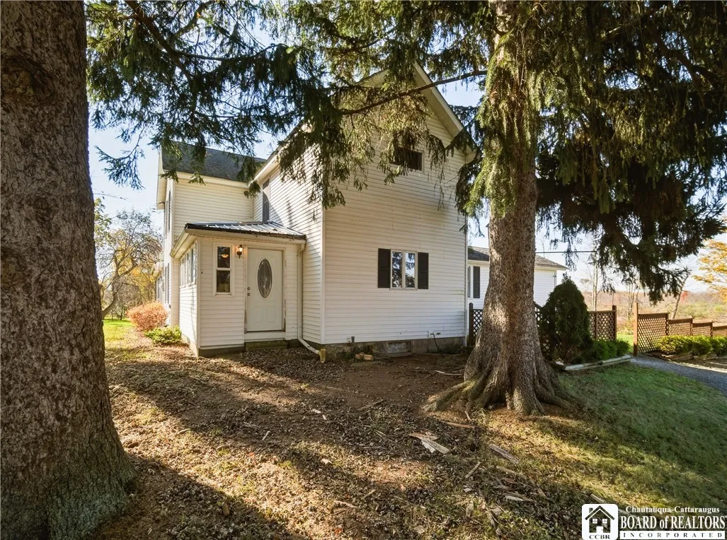 9199 Route 353, Dayton, New York 14070, Dayton, New York 14070, 3 Bedroom Bedrooms, 10 Room Rooms,1 BathroomBathrooms,Residential,For Sale,9199 Route 353, Dayton, New York 14070,0,R1725398
