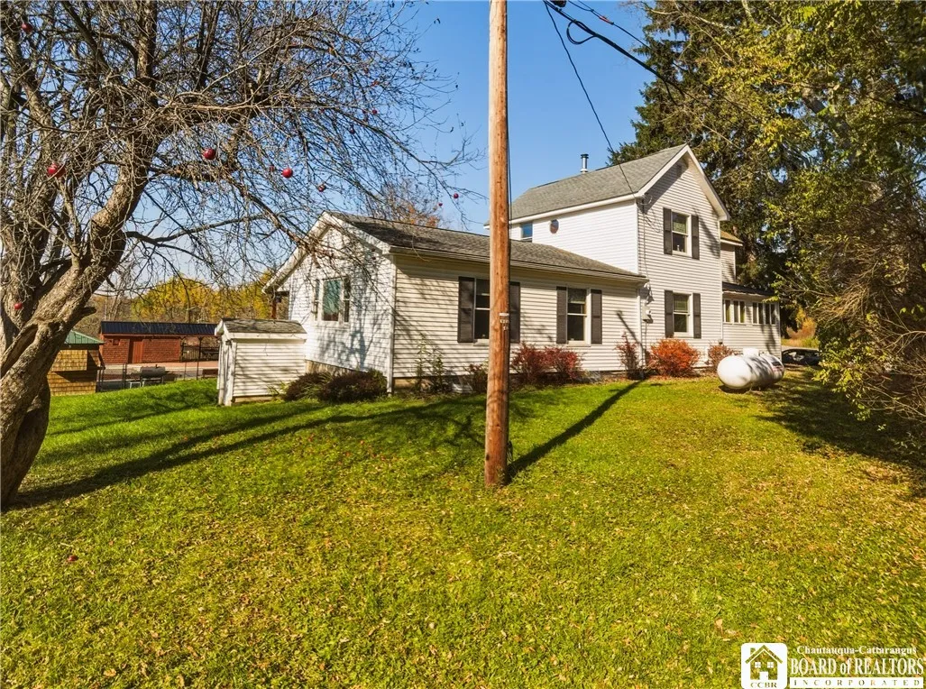 9199 Route 353, Dayton, New York 14070, Dayton, New York 14070, 3 Bedroom Bedrooms, 10 Room Rooms,1 BathroomBathrooms,Residential,For Sale,9199 Route 353, Dayton, New York 14070,0,R1725398