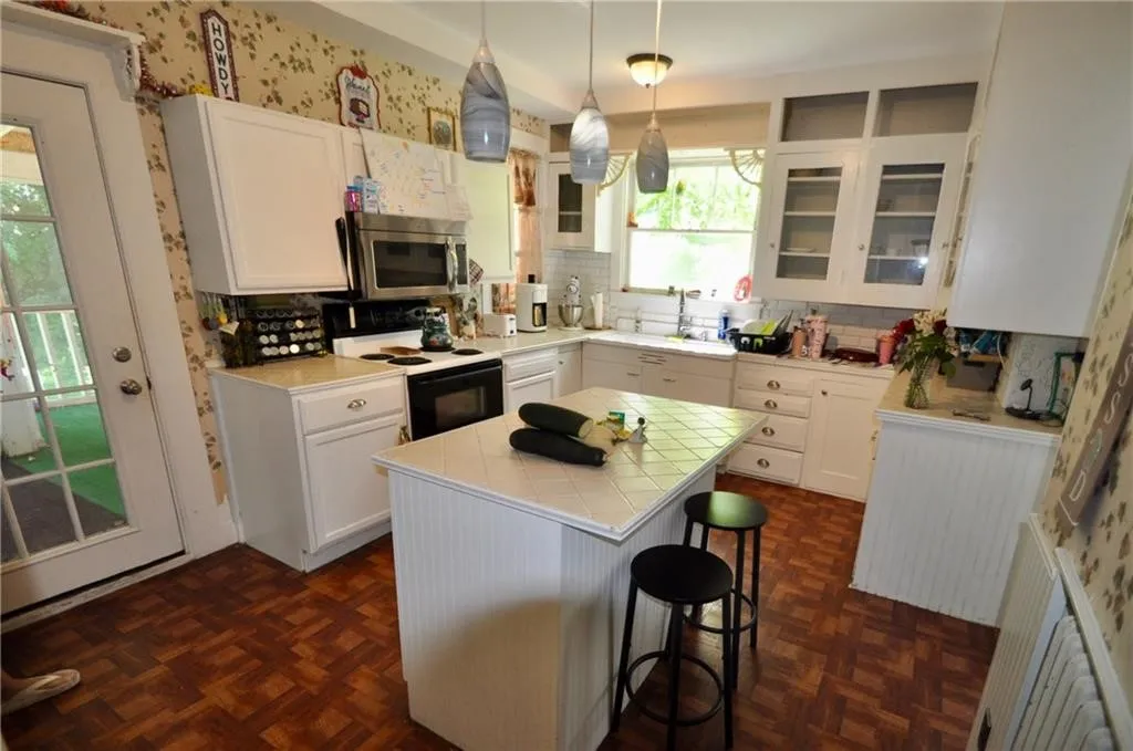 112 State Street, Seneca Falls, New York 13148, Seneca Falls, New York 13148, 4 Bedroom Bedrooms, ,3 BathroomBathrooms,Residential,For Sale,112 State Street, Seneca Falls, New York 13148,0,R1725472