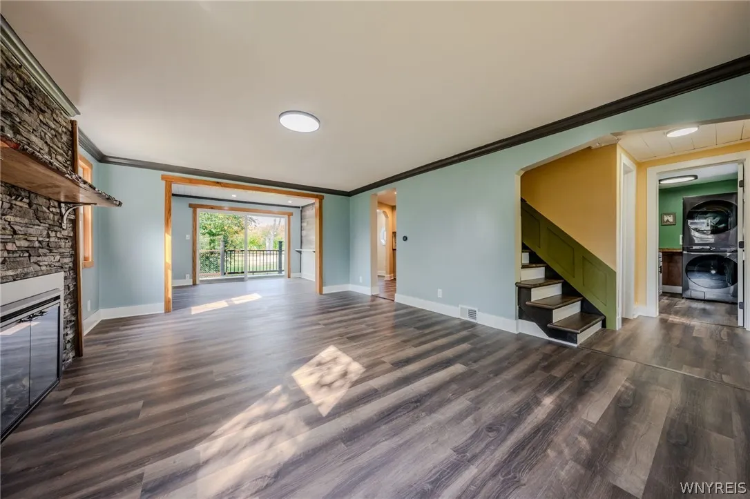 2507 Oak Harbor Road, Grand Island, New York 14072, Grand Island, New York 14072, 4 Bedroom Bedrooms, 9 Room Rooms,3 BathroomBathrooms,Residential,For Sale,2507 Oak Harbor Road, Grand Island, New York 14072,0,B1725437