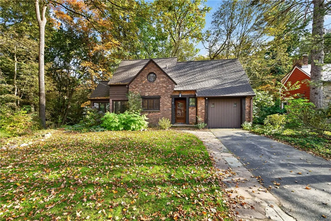 Brighton, New York 14625, 3 Bedroom Bedrooms, 8 Room Rooms,1 BathroomBathrooms,Residential,For Sale,0,R1725204
