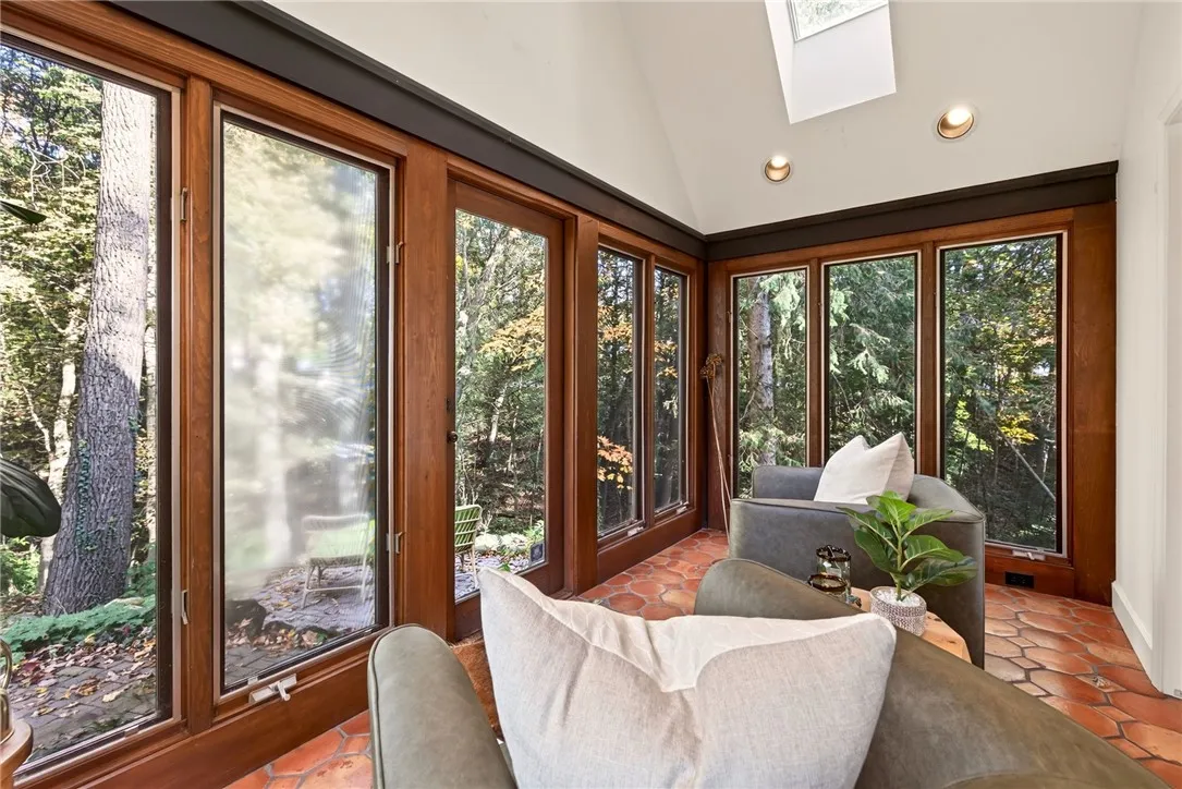 Brighton, New York 14625, 3 Bedroom Bedrooms, 8 Room Rooms,1 BathroomBathrooms,Residential,For Sale,0,R1725204