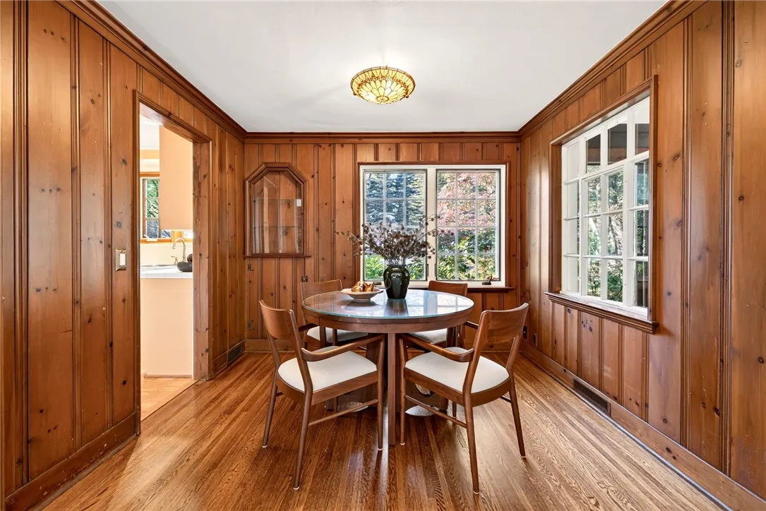 Brighton, New York 14625, 3 Bedroom Bedrooms, 8 Room Rooms,1 BathroomBathrooms,Residential,For Sale,0,R1725204