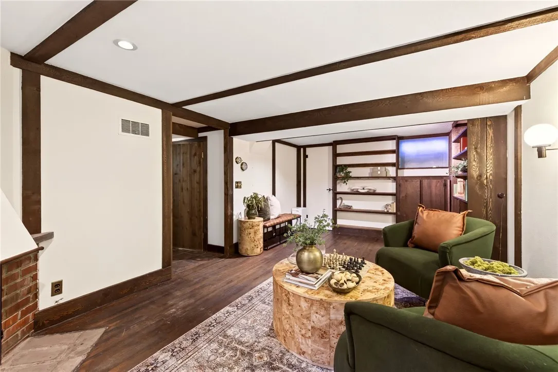 Brighton, New York 14625, 3 Bedroom Bedrooms, 8 Room Rooms,1 BathroomBathrooms,Residential,For Sale,0,R1725204