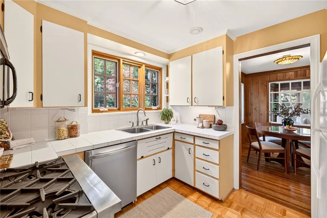 Brighton, New York 14625, 3 Bedroom Bedrooms, 8 Room Rooms,1 BathroomBathrooms,Residential,For Sale,0,R1725204