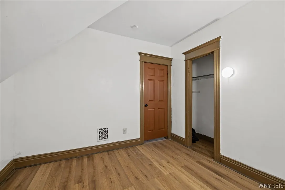 218 Laurel Street, Buffalo, New York 14208, Buffalo, New York 14208, 6 Bedroom Bedrooms, ,2 BathroomBathrooms,Residential,For Sale,218 Laurel Street, Buffalo, New York 14208,0,B1725527