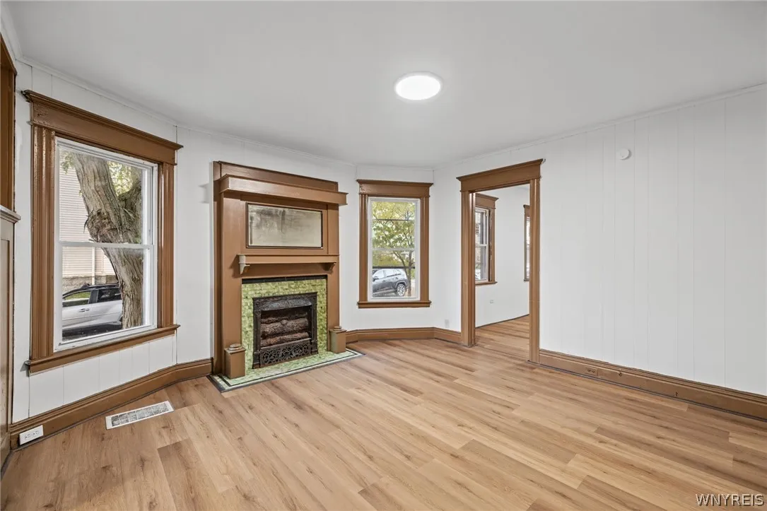 218 Laurel Street, Buffalo, New York 14208, Buffalo, New York 14208, 6 Bedroom Bedrooms, ,2 BathroomBathrooms,Residential,For Sale,218 Laurel Street, Buffalo, New York 14208,0,B1725527