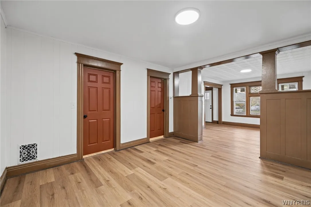 218 Laurel Street, Buffalo, New York 14208, Buffalo, New York 14208, 6 Bedroom Bedrooms, ,2 BathroomBathrooms,Residential,For Sale,218 Laurel Street, Buffalo, New York 14208,0,B1725527