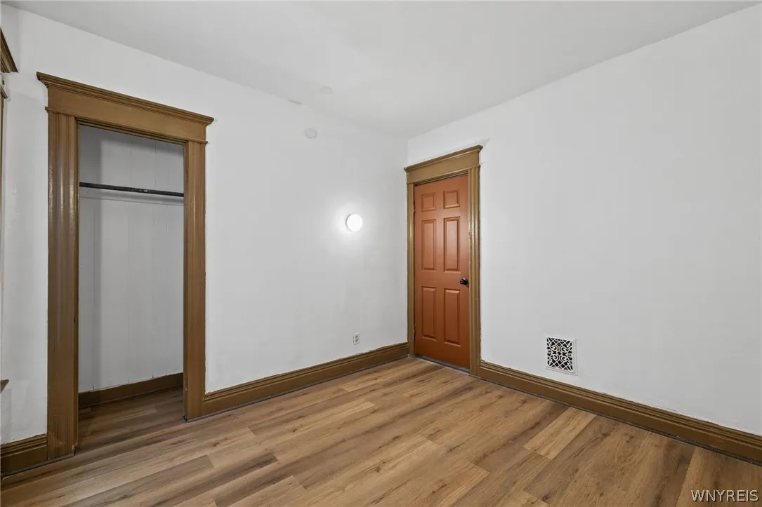 218 Laurel Street, Buffalo, New York 14208, Buffalo, New York 14208, 6 Bedroom Bedrooms, ,2 BathroomBathrooms,Residential,For Sale,218 Laurel Street, Buffalo, New York 14208,0,B1725527
