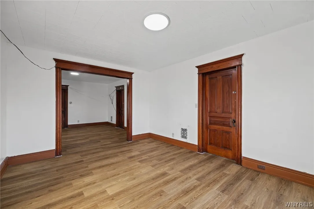 218 Laurel Street, Buffalo, New York 14208, Buffalo, New York 14208, 6 Bedroom Bedrooms, ,2 BathroomBathrooms,Residential,For Sale,218 Laurel Street, Buffalo, New York 14208,0,B1725527