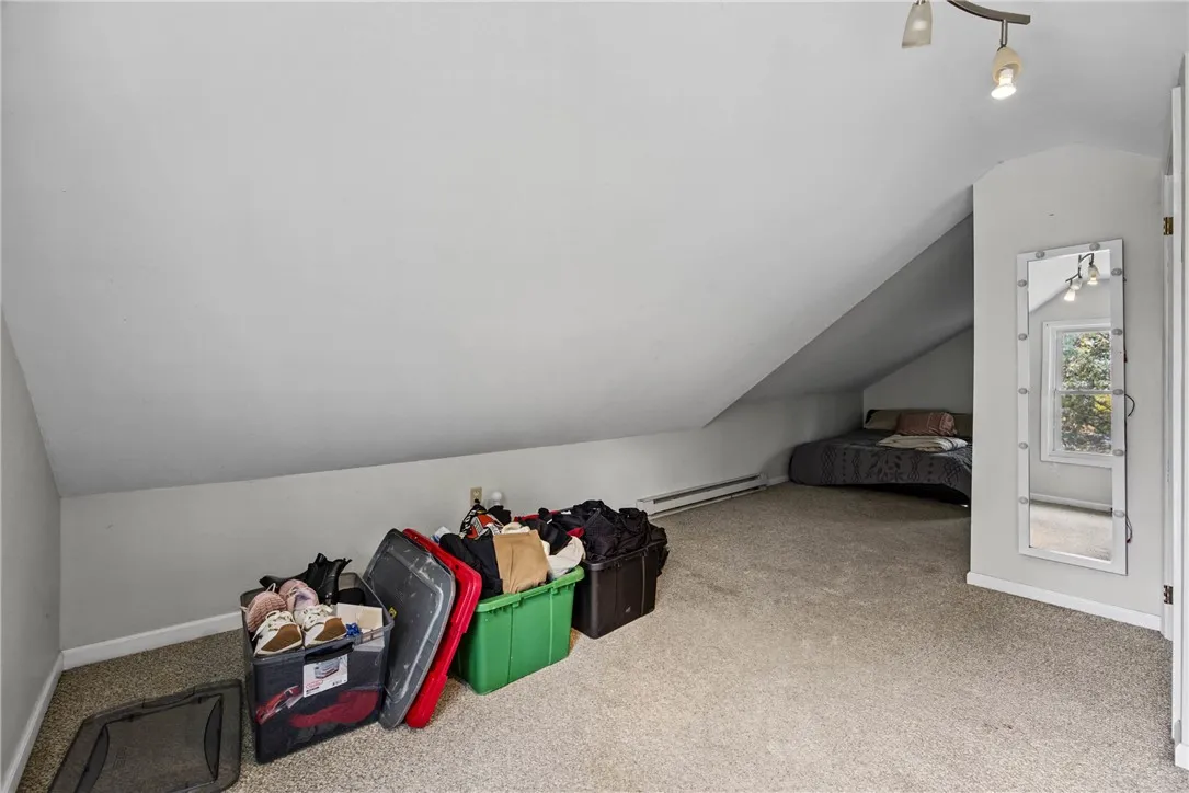 Attic/4th bedroom