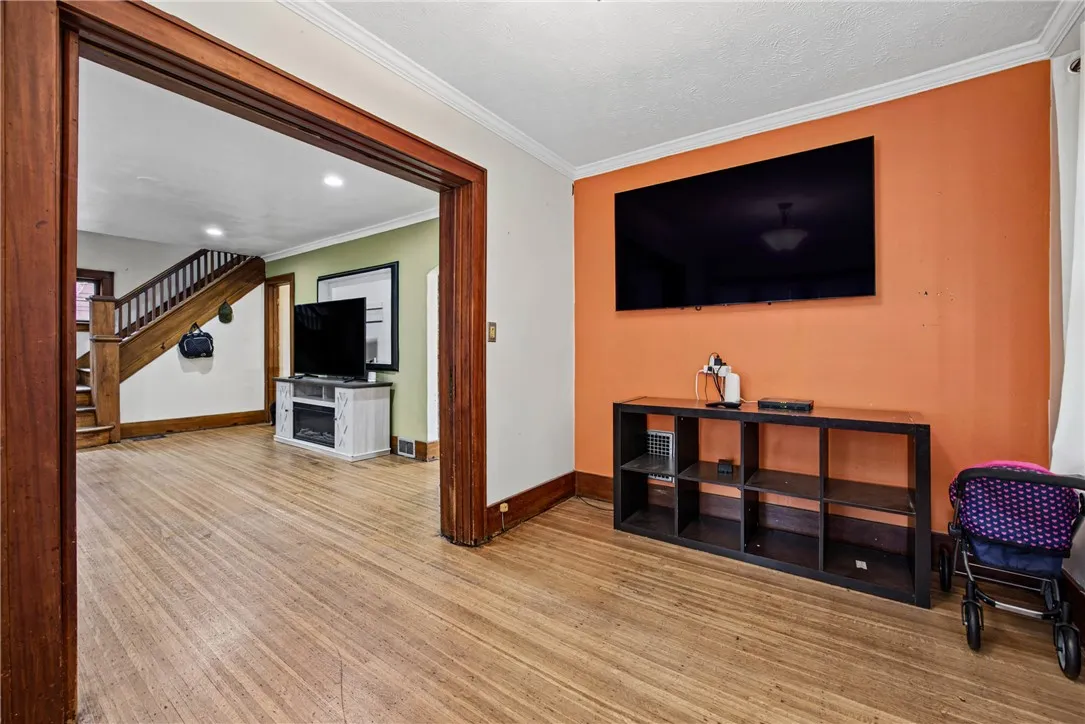 Office/playroom