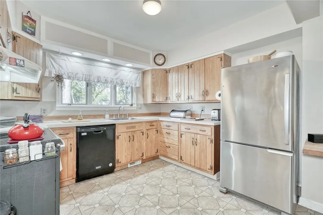 191 Willowbend Road, Brighton, New York 14618, Brighton, New York 14618, 5 Bedroom Bedrooms, 9 Room Rooms,3 BathroomBathrooms,Residential,For Sale,191 Willowbend Road, Brighton, New York 14618,0,R1725442