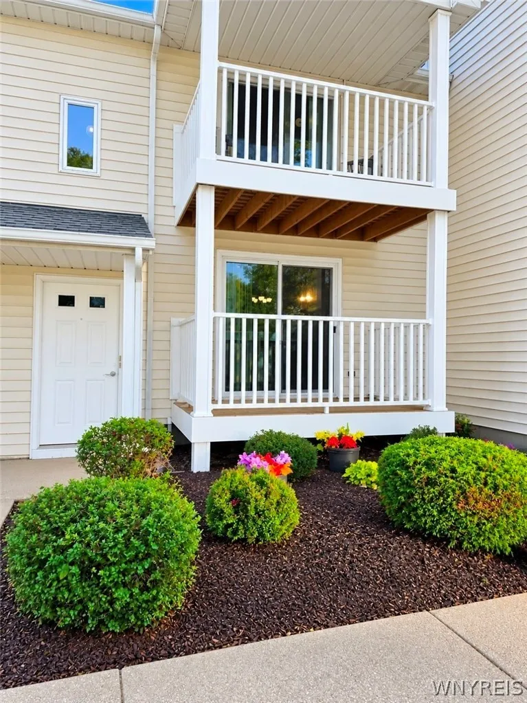 4619 Chestnut Ridge Road K, Amherst, New York 1422, Amherst, New York 14228, 2 Bedroom Bedrooms, 5 Room Rooms,2 BathroomBathrooms,Residential,For Sale,4619 Chestnut Ridge Road K, Amherst, New York 1422,0,B1725351